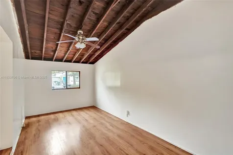 871 NE 122nd Street North Miami FL 33161