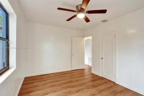 871 NE 122nd Street North Miami FL 33161