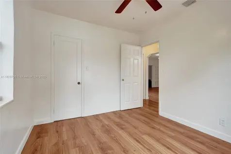 871 NE 122nd Street North Miami FL 33161