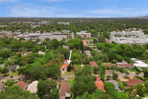 871 NE 122nd Street North Miami FL 33161