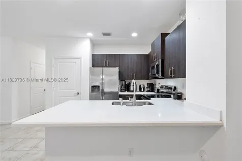 1128 NW 40th Terrace Lauderhill FL 33313