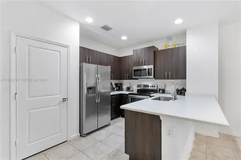 1128 NW 40th Terrace Lauderhill FL 33313