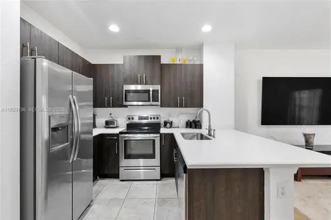 1128 NW 40th Terrace Lauderhill FL 33313