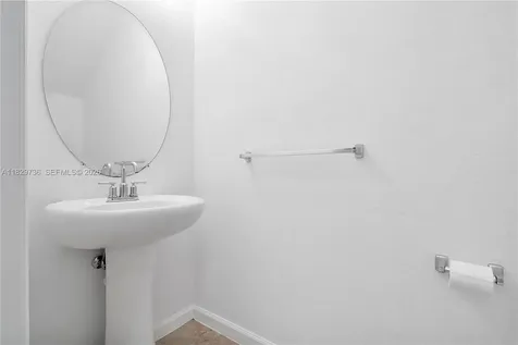 1128 NW 40th Terrace Lauderhill FL 33313
