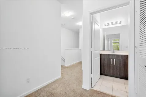 1128 NW 40th Terrace Lauderhill FL 33313