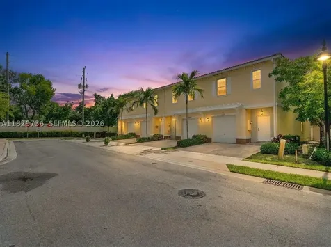 1128 NW 40th Terrace Lauderhill FL 33313