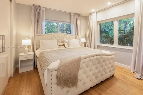 1535 Robbia Avenue Coral Gables FL 33146