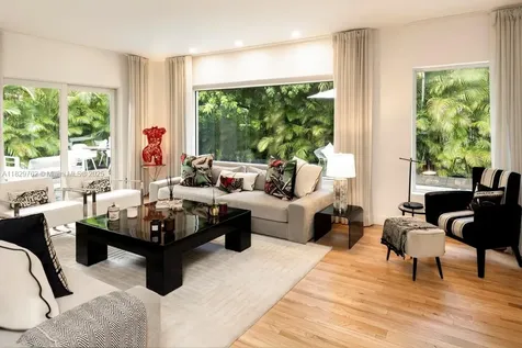 1535 Robbia Avenue Coral Gables FL 33146