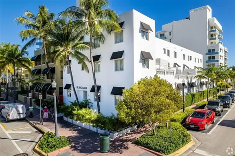 205 Collins Avenue Miami Beach FL 33139