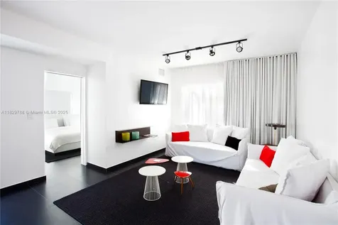 205 Collins Avenue Miami Beach FL 33139