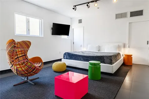 205 Collins Avenue Miami Beach FL 33139