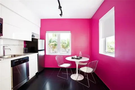 205 Collins Avenue Miami Beach FL 33139