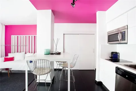 205 Collins Avenue Miami Beach FL 33139