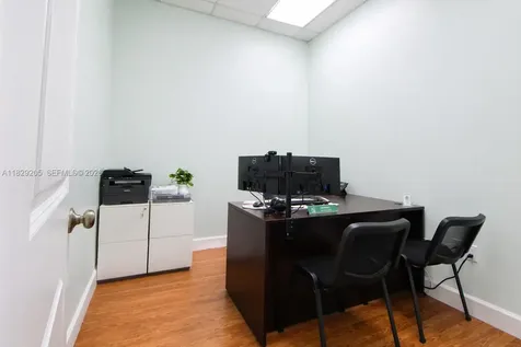 Hallandale Beach FL 33009