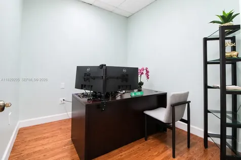 Hallandale Beach FL 33009