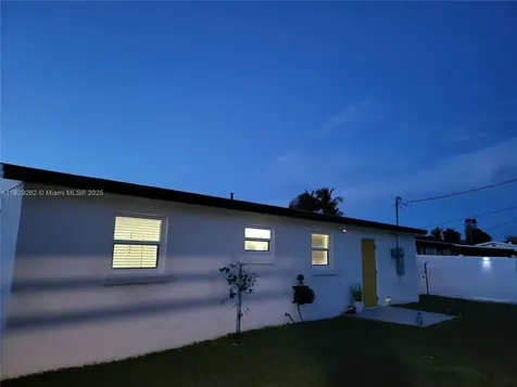 4356 S Mary Circle Palm Beach Gardens FL 33410