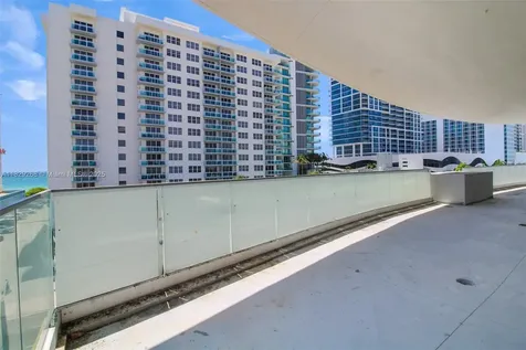 6930 Collins Avenue Miami Beach FL 33141