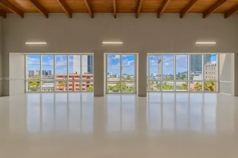 6930 Collins Avenue Miami Beach FL 33141