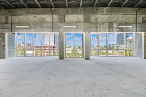 6930 Collins Avenue Miami Beach FL 33141