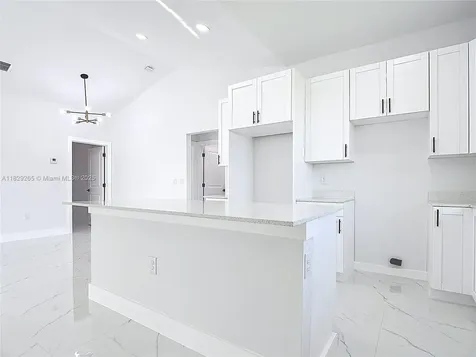 5000 Bygone St, Lehigh Acres FL 33971