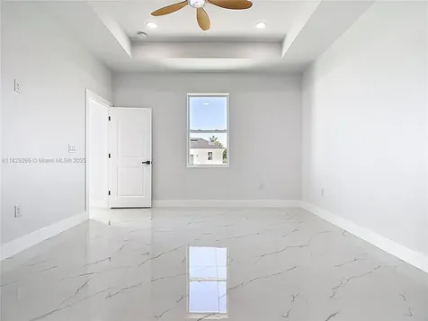 5000 Bygone St, Lehigh Acres FL 33971