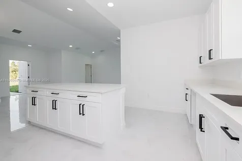 5000 Bygone St, Lehigh Acres FL 33971
