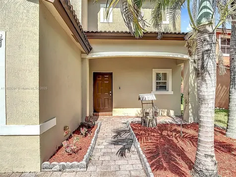 1568 SE 20th Terrace Homestead FL 33035