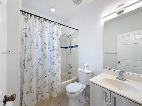 1568 SE 20th Terrace Homestead FL 33035