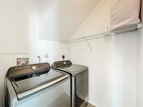 1568 SE 20th Terrace Homestead FL 33035