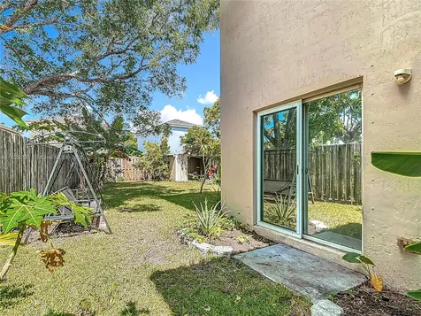 1568 SE 20th Terrace Homestead FL 33035