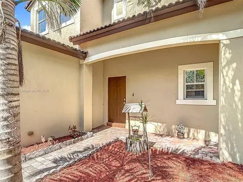 1568 SE 20th Terrace Homestead FL 33035