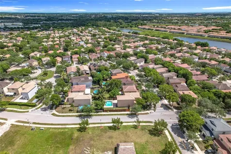 1568 SE 20th Terrace Homestead FL 33035