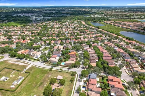 1568 SE 20th Terrace Homestead FL 33035