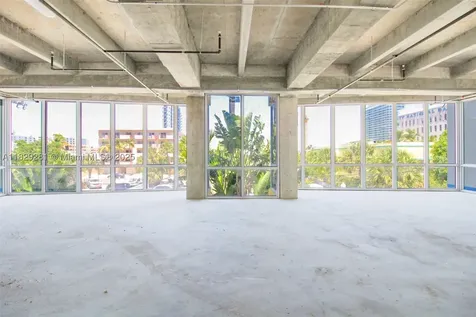 6936 Collins Avenue Miami Beach FL 33141