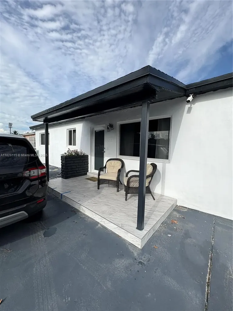 9020 NW 32nd Avenue Miami FL 33147