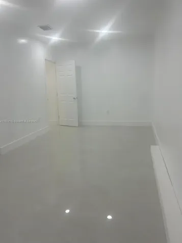 9020 NW 32nd Avenue Miami FL 33147