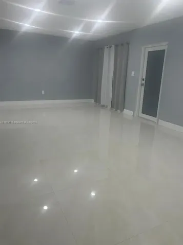 9020 NW 32nd Avenue Miami FL 33147