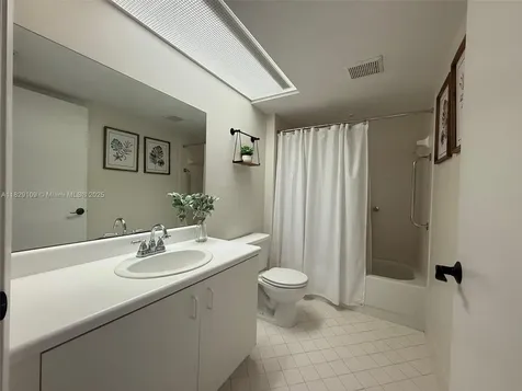 1400 SW 137th Avenue Pembroke Pines FL 33027