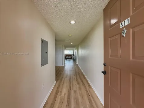 1400 SW 137th Avenue Pembroke Pines FL 33027
