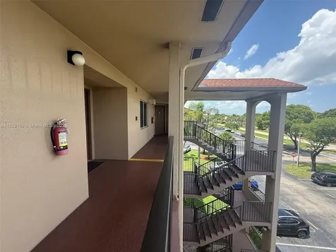 1400 SW 137th Avenue Pembroke Pines FL 33027