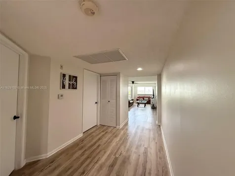 1400 SW 137th Avenue Pembroke Pines FL 33027