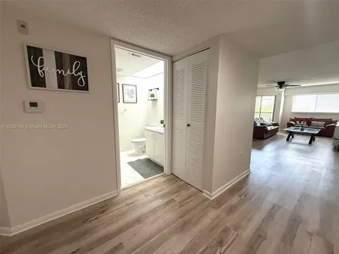 1400 SW 137th Avenue Pembroke Pines FL 33027