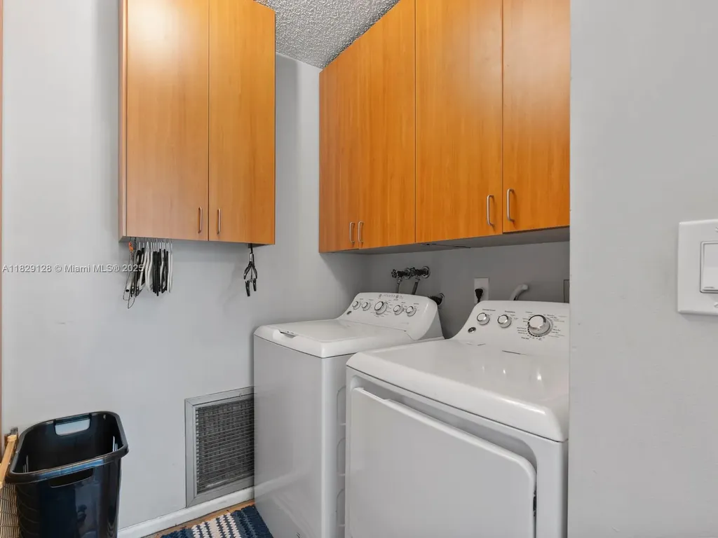 2560 NW 27th Street Boca Raton FL 33434