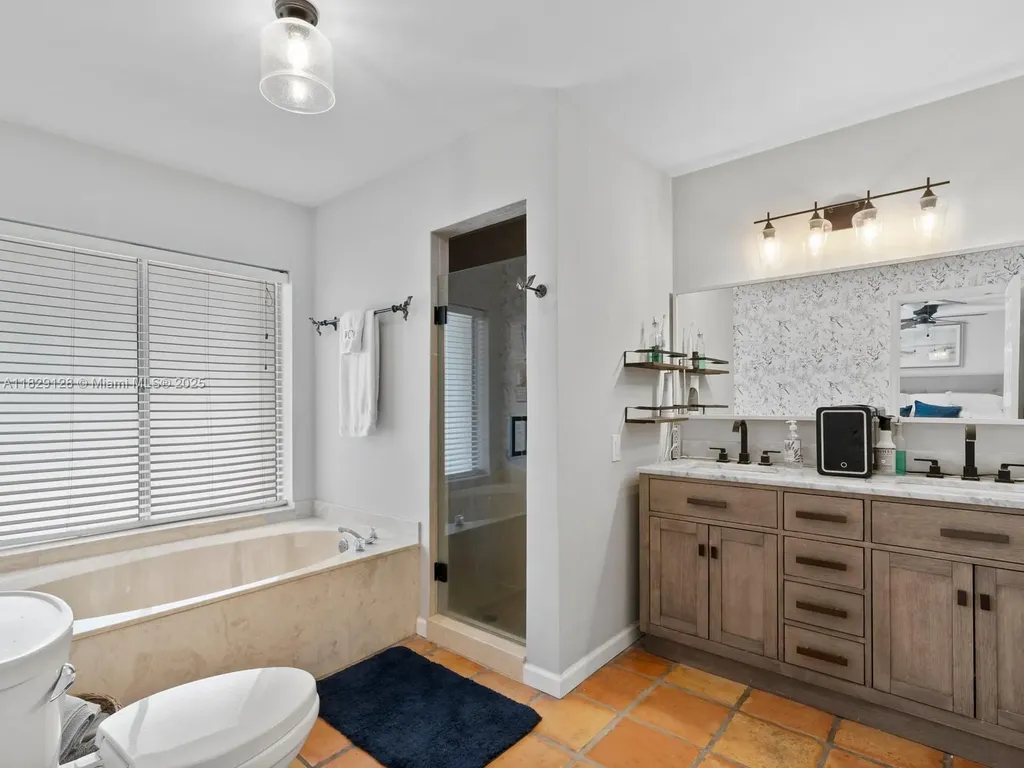 2560 NW 27th Street Boca Raton FL 33434