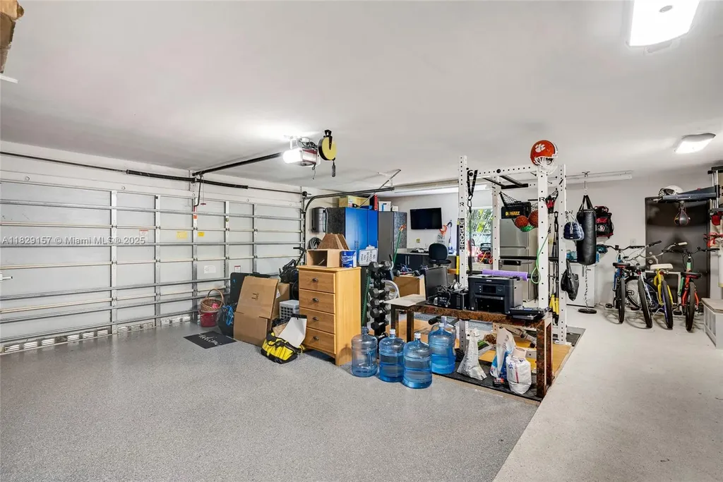 9750 NW 45th Manor Coral Springs FL 33065