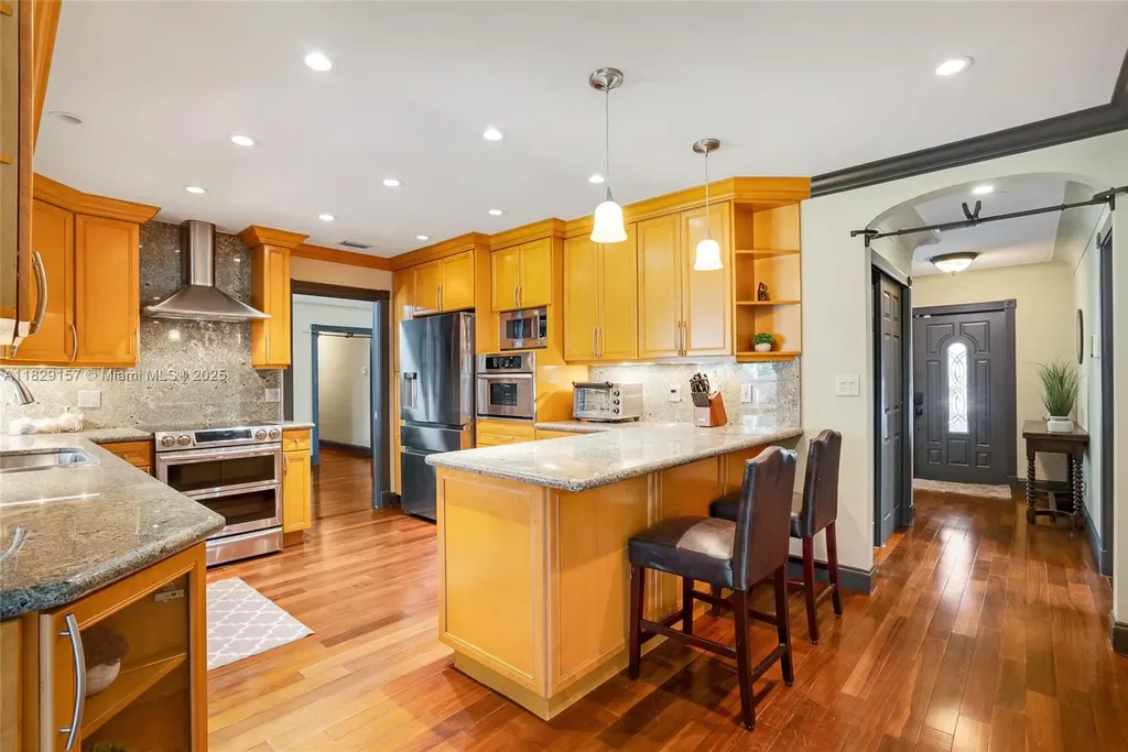 9750 NW 45th Manor Coral Springs FL 33065