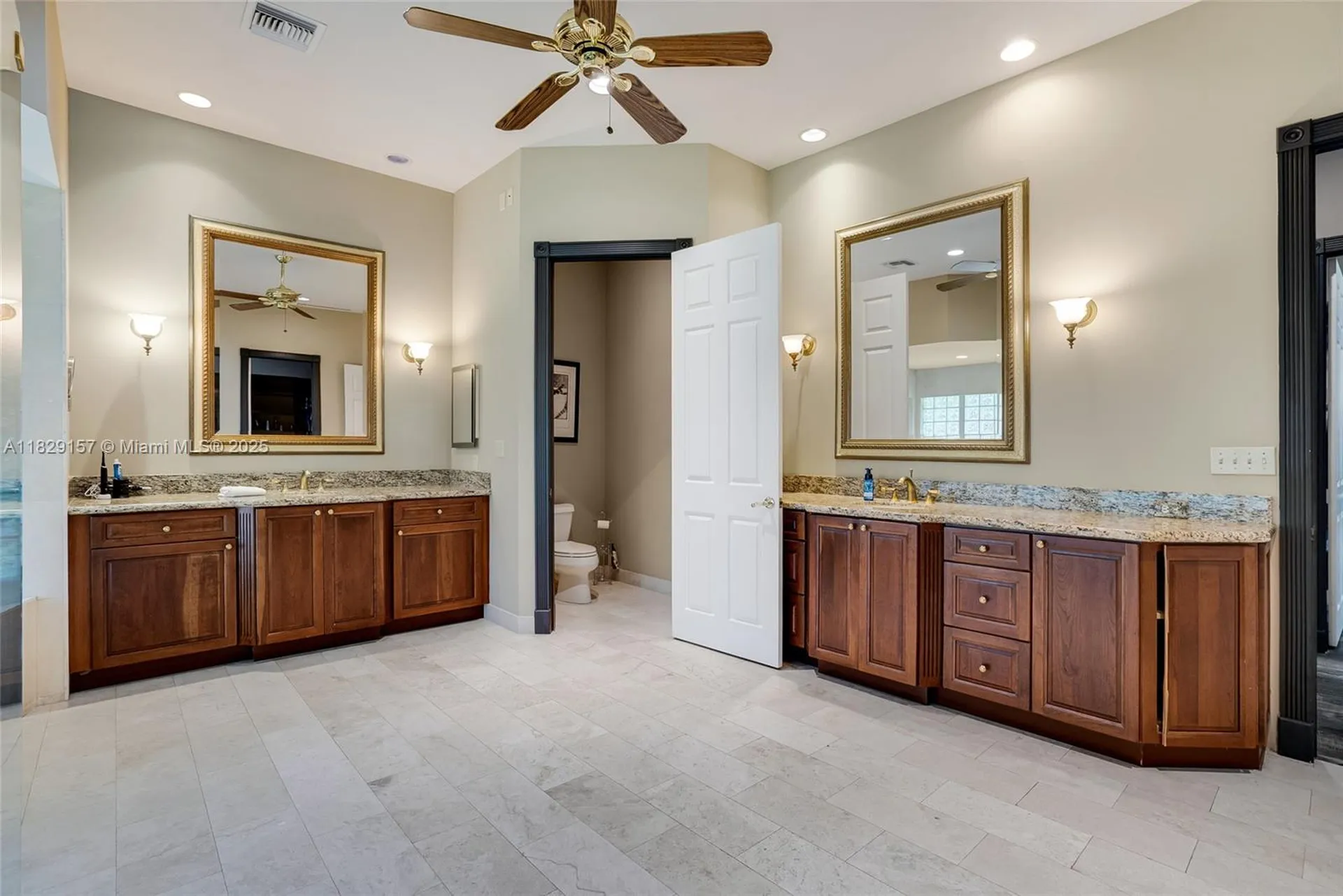 9750 NW 45th Manor Coral Springs FL 33065