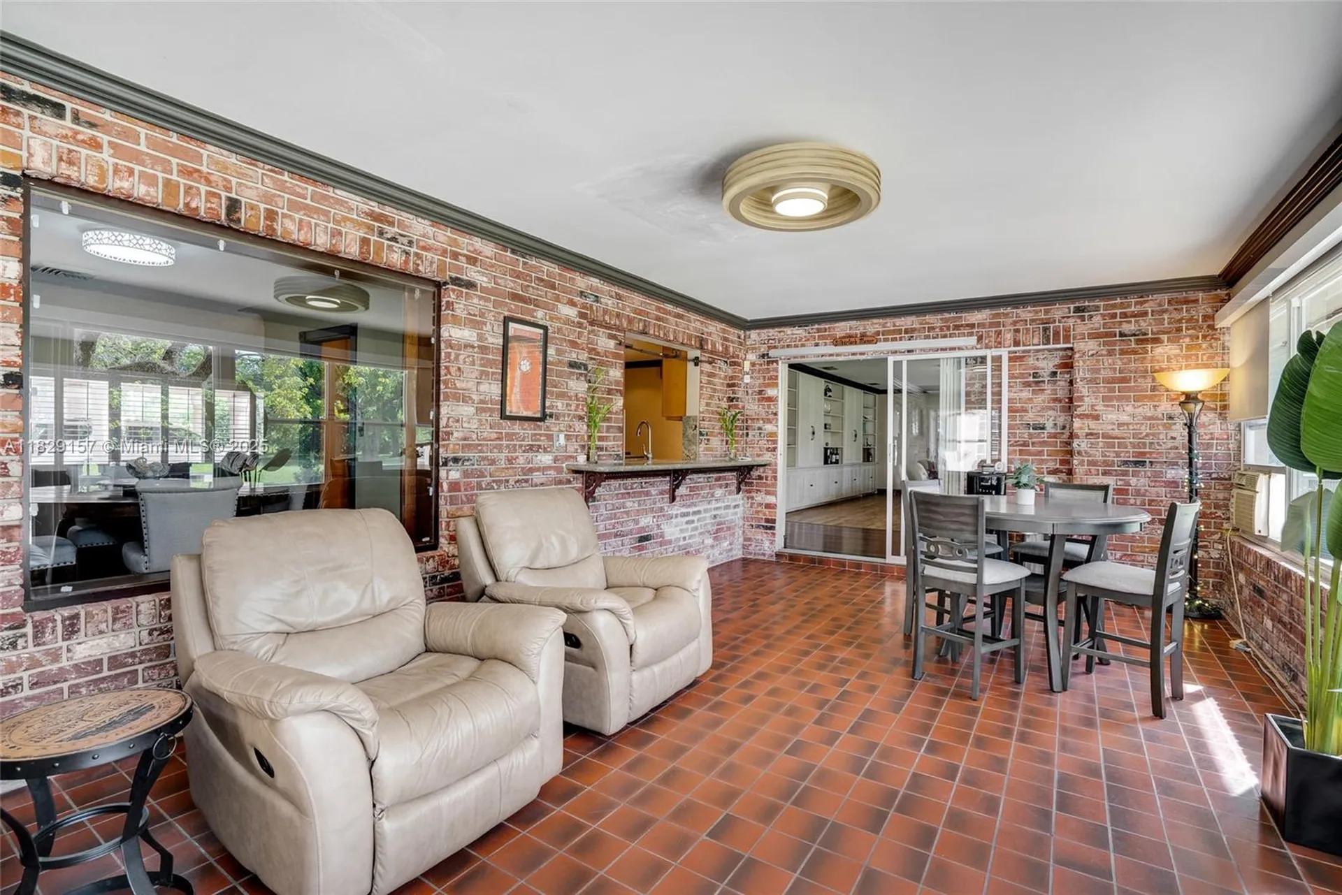 9750 NW 45th Manor Coral Springs FL 33065