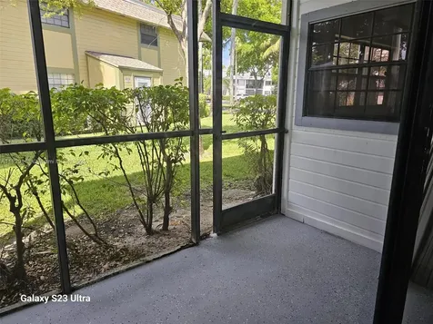 907 NE 199th Street Miami FL 33179