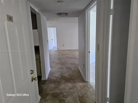 907 NE 199th Street Miami FL 33179